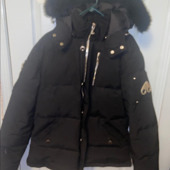 A brand new Moose Knuckle Jacket - Picture 4 of 5